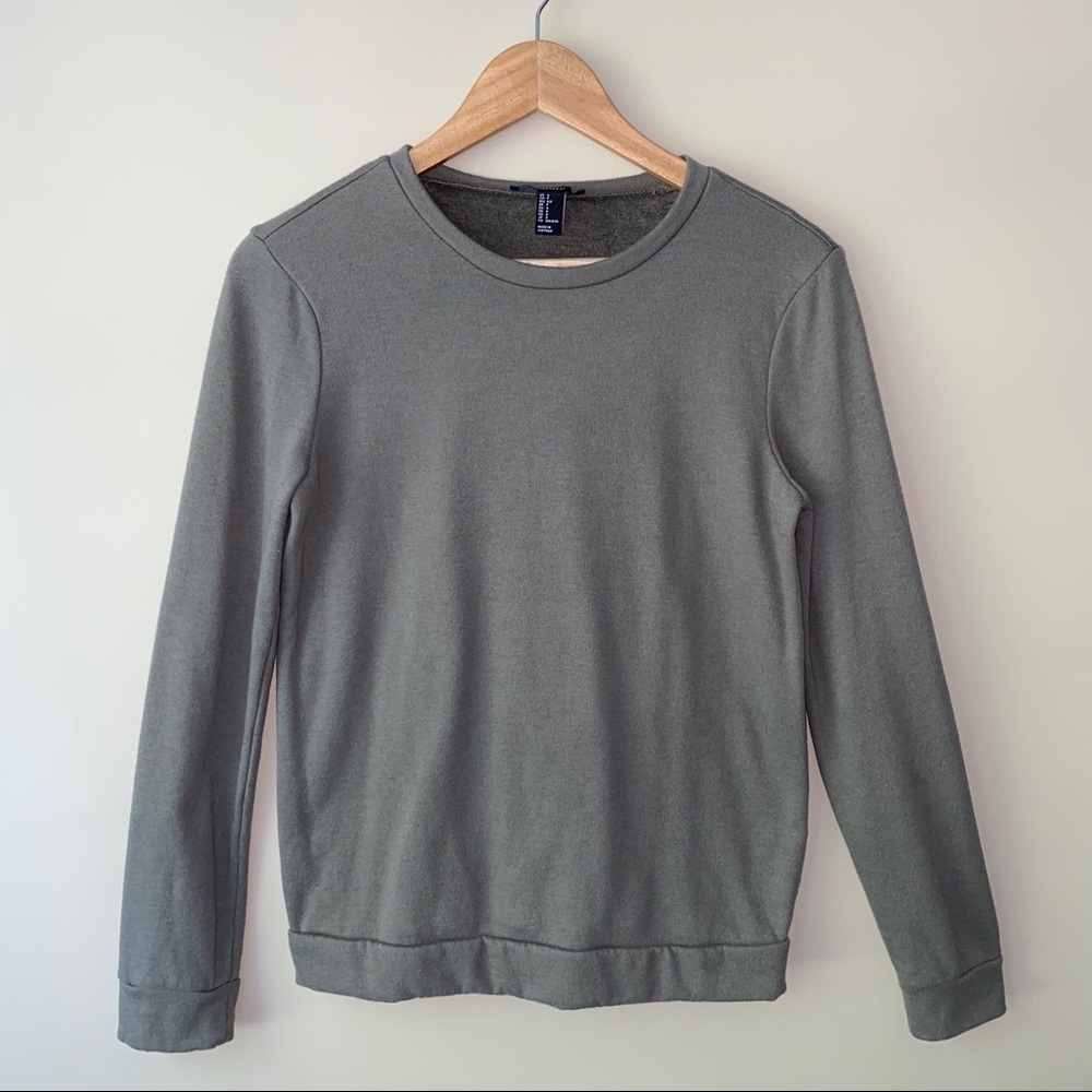Forever21 light green sweatshirt
